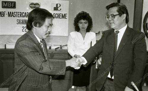 KL04_220390_PERJANJIAN