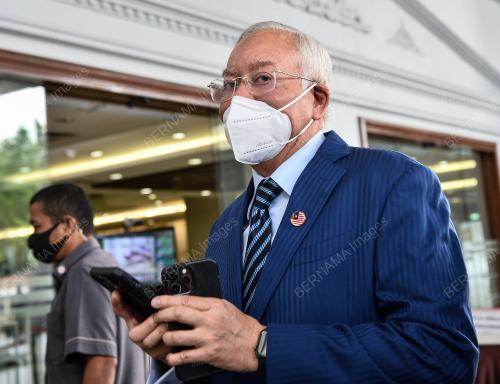 DATUK SERI NAJIB TUN RAZAK