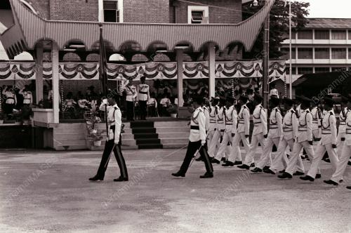 KL04_22111980_PERBARISAN