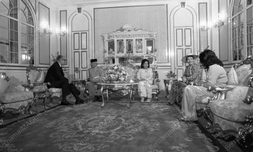KL04_23012015_HADAP_AGONG