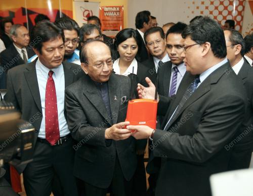 DR RAIS YATIM