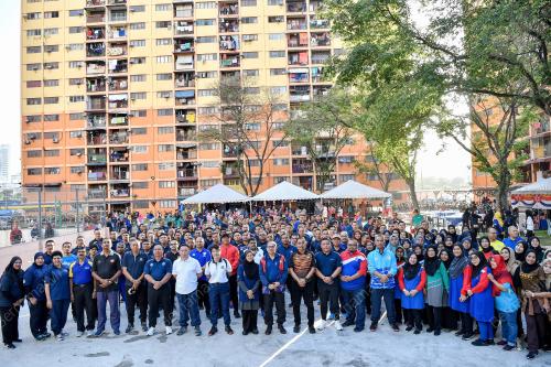 DATUK SERI MAZLAN LAZIM