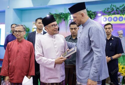 DATUK SERI ANWAR IBRAHIM