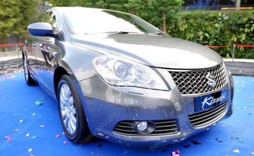 KL04_23032012_SUZUKI