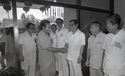 PERSIDANGAN MCA