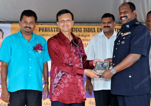 KL04_23092012_AADK