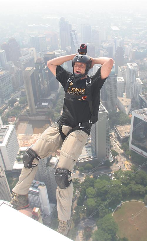 KL TOWER INTERNATIONAL JUMP