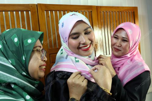 TUDUNG PILIHAN RAYA UMUM KE-15 (PRU)