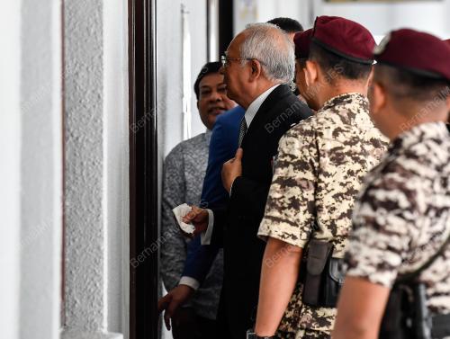 DATUK SERI NAJIB TUN RAZAK