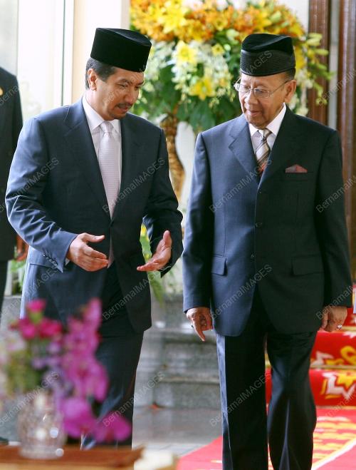 KL04_24022011_MAJLIS_RAJ_3121