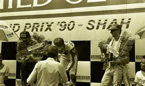 KL04_240390_GRAND_PRIX