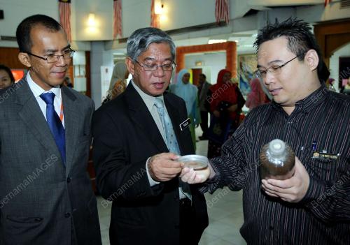RASLIN ABU BAKAR
