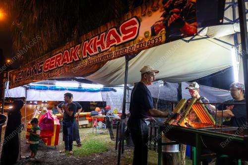 LEMANG GERAK KHAS