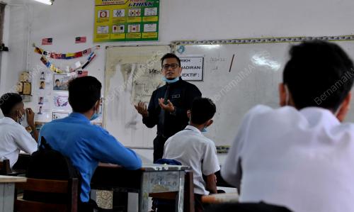 TINJAUAN PEMBUKAAN SEKOLAH