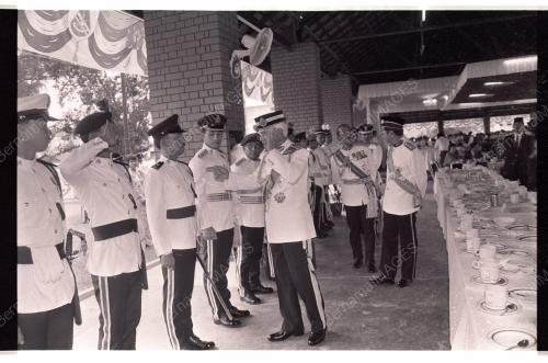 AGONG DI MAJLIS PERBARISAN