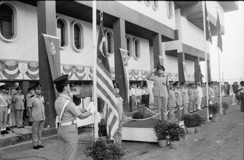 HARI POLIS