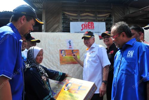 KL04_25032012_NAJIB_5