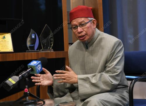DATUK SERI DR ZULKIFLI MOHAMAD AL-BAKRI