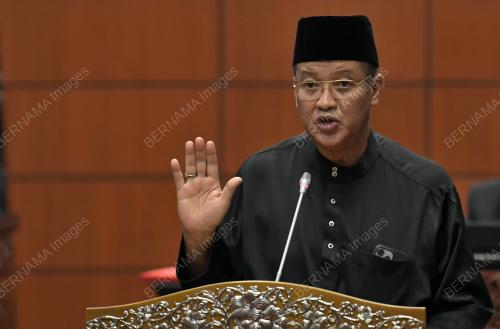 ANGKAT SUMPAH