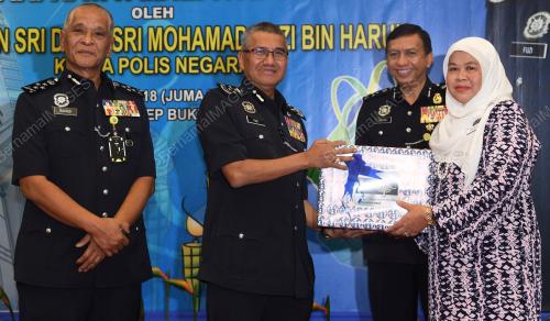 KL04_25052018_POLIS