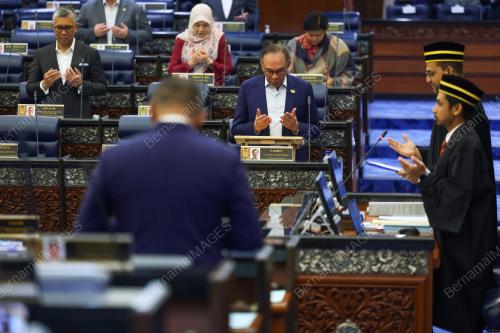 DATUK SERI ANWAR IBRAHIM