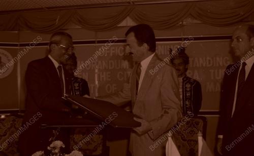KL04_250690_MEMORENDUM