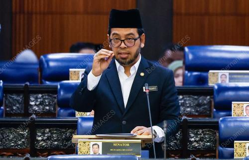 SENATOR DR ZULKIFLI HASAN