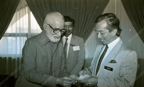 KL04_260690_MAAL_HIJRAH
