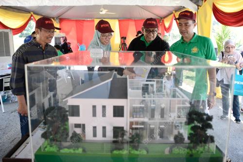 PKNS : 48 JAM MESTI BELI@ANTARA GAPI