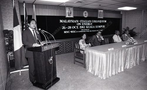 DATUK SERI LEO MOGGIE
