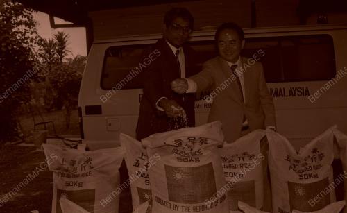 KL04_270390_BERAS
