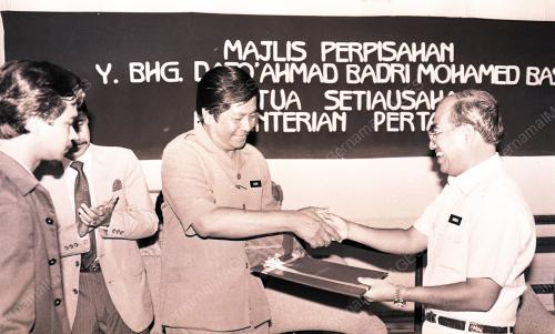 KL04_270390_BERSARA