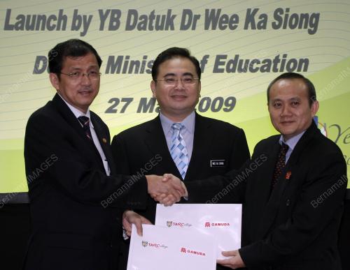 WEE KA SIONG