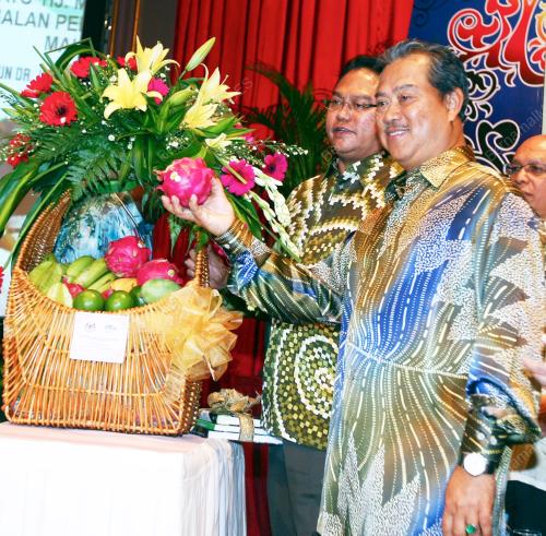 MUHYIDDIN YASSIN