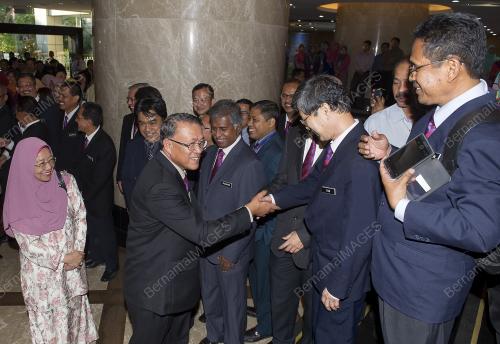 KL04_27072015_TABIK_HORMAT