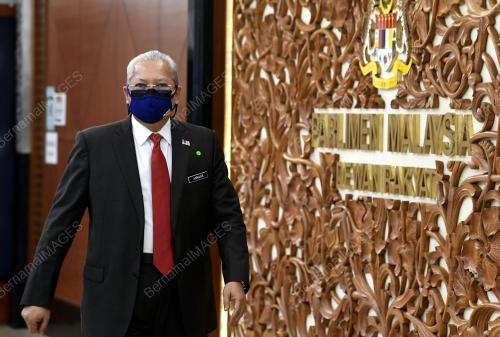 TAN SRI ANNUAR MUSA