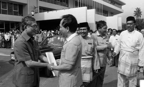 KL04_27082015_RAIS_YATIM