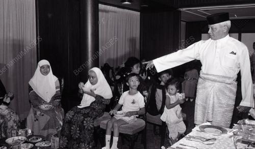 SULTAN AHMAD SHAH AL-MUSTAIN BILLAH