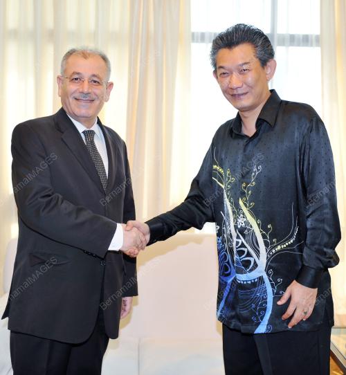 DATUK HASNUL HASSAN