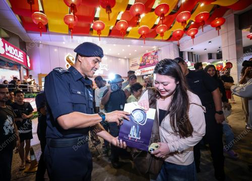 DATUK AZRY AKMAR AYOB
