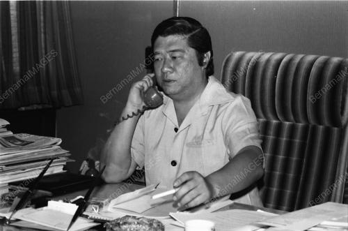 Ling Liong Sik adakan sidang akhbar