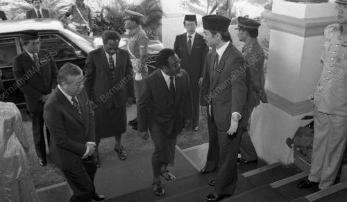 KL04_29012015_MENGHADAP_AGONG