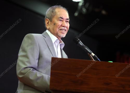 TAN SRI DR WAN JUNAIND TUANKU JAAFAR