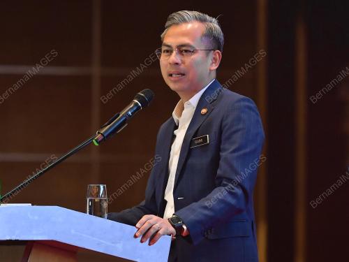 FAHMI FADZIL