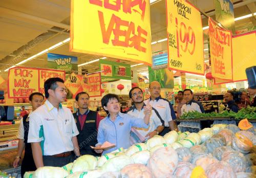 KL04_30012011_TAN_LIAN_HOE