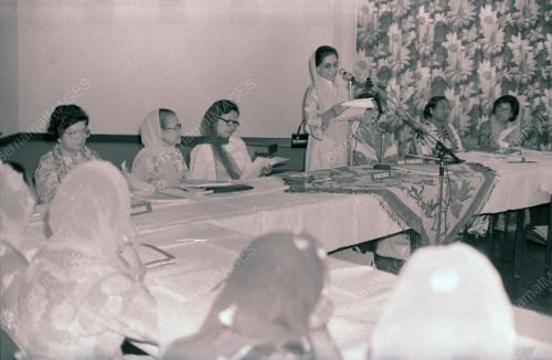 DATUK PADUKA AISHAH GHANI (menteri kebajikan masyarakat)