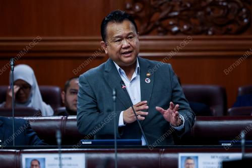 DATUK SERI ALEXANDER NANTA LINGGI