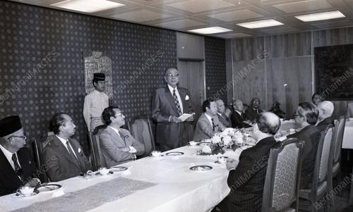 TUNKU ABDUL RAHMAN