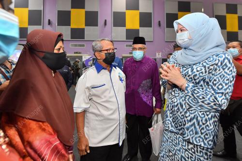 DATUK SERI RINA HARUN