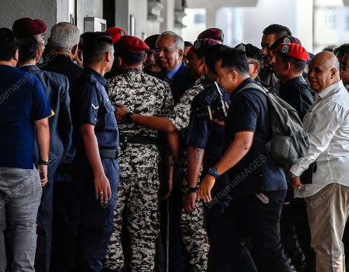DATUK SERI NAJIB TUN RAZAK
